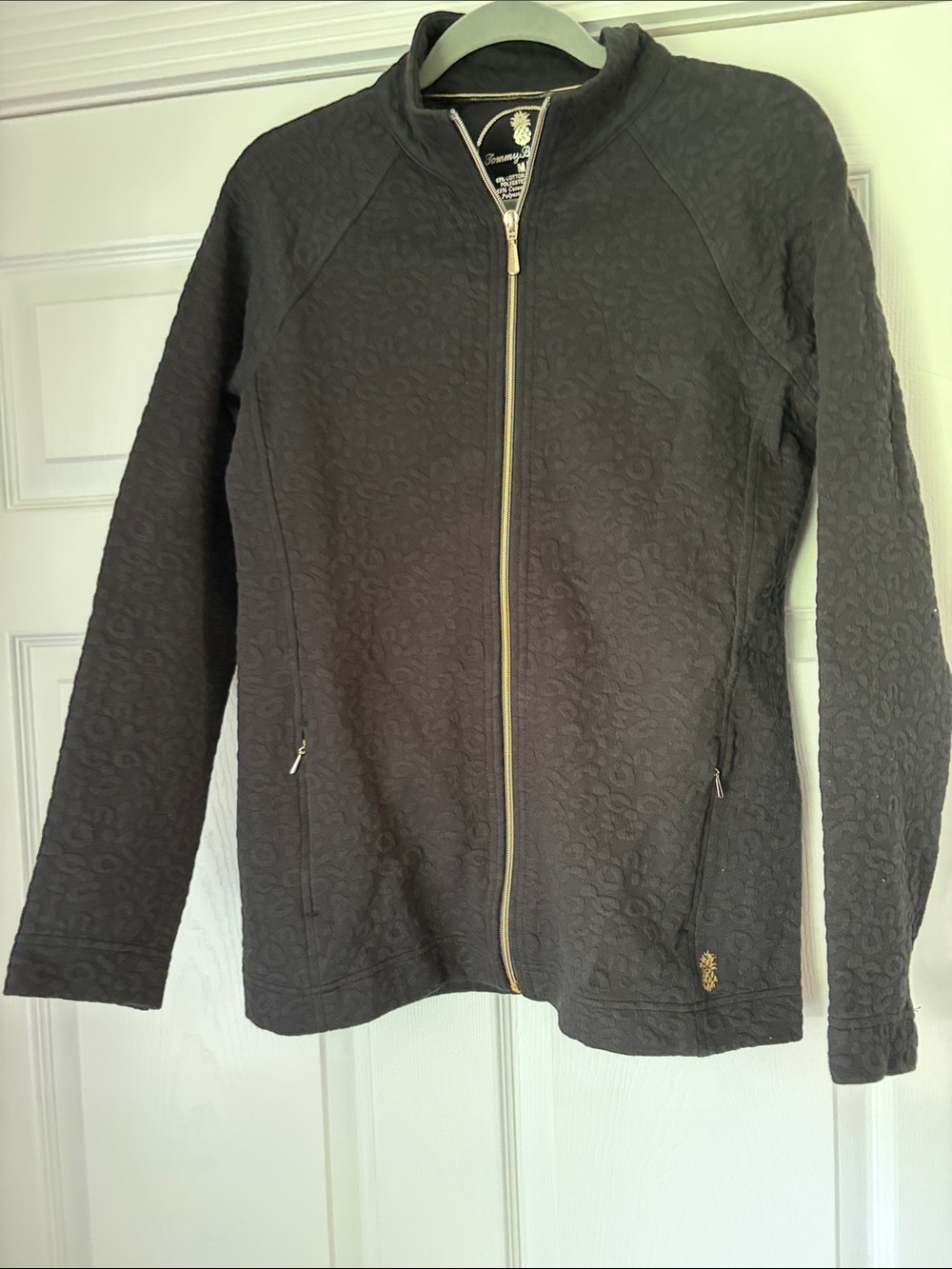 Final sale- women’s nwt Tommy Bahama Belk textured Zip-Up Utility Jacket
